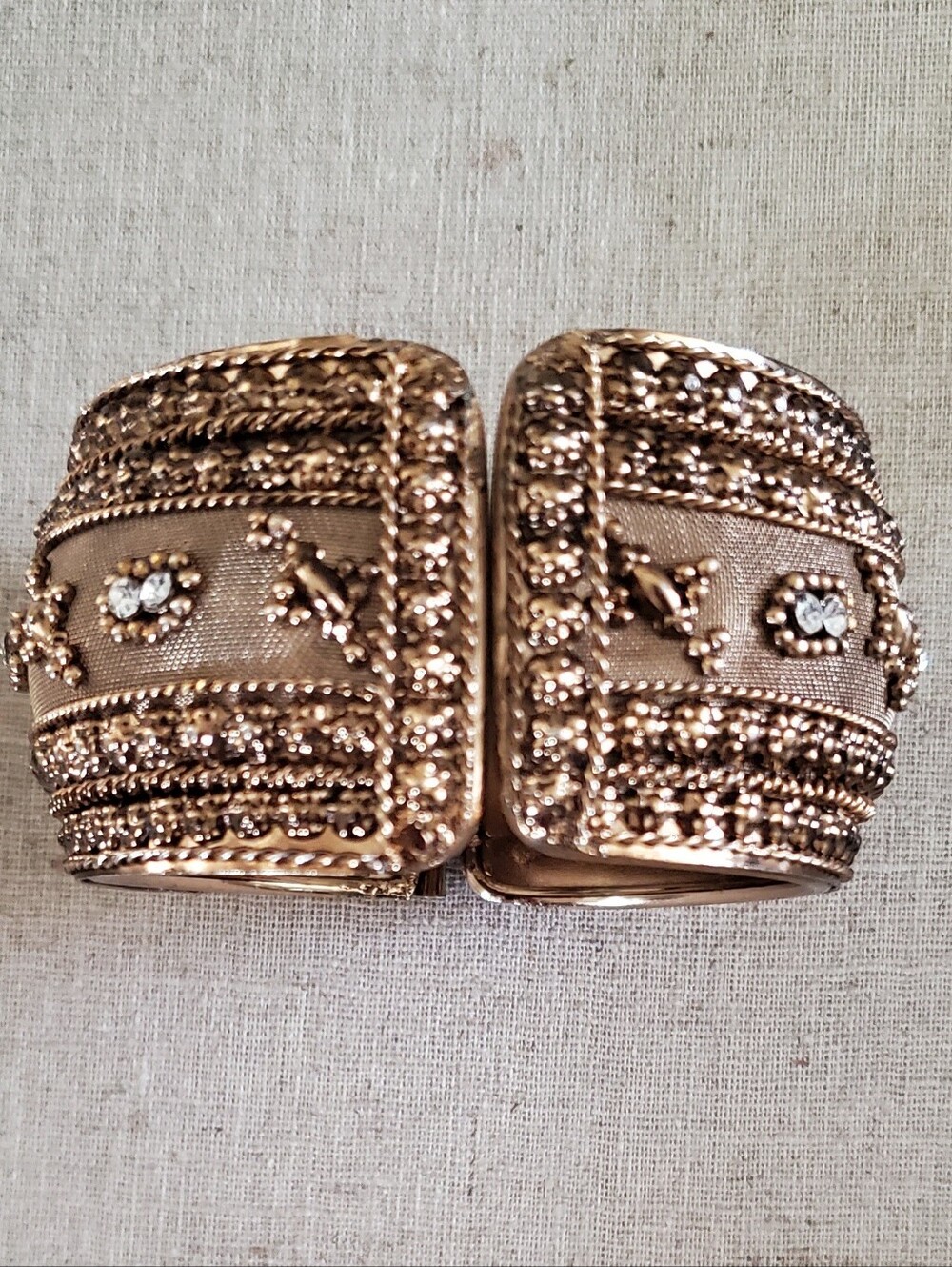 Ornate Antique Bronze Mesh Rhinestone Hinged Wide Cuff Bracelet Unbranded OS - Picture 4 of 6